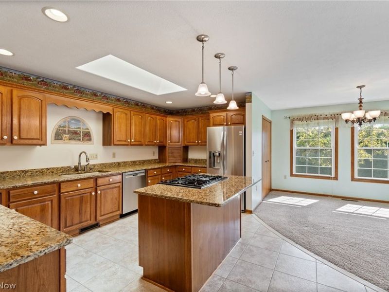 2644 Canaan Drive, Uniontown, OH 44685 Photo 13