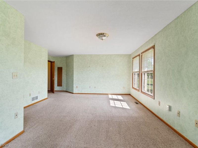 2644 Canaan Drive, Uniontown, OH 44685 Photo 17