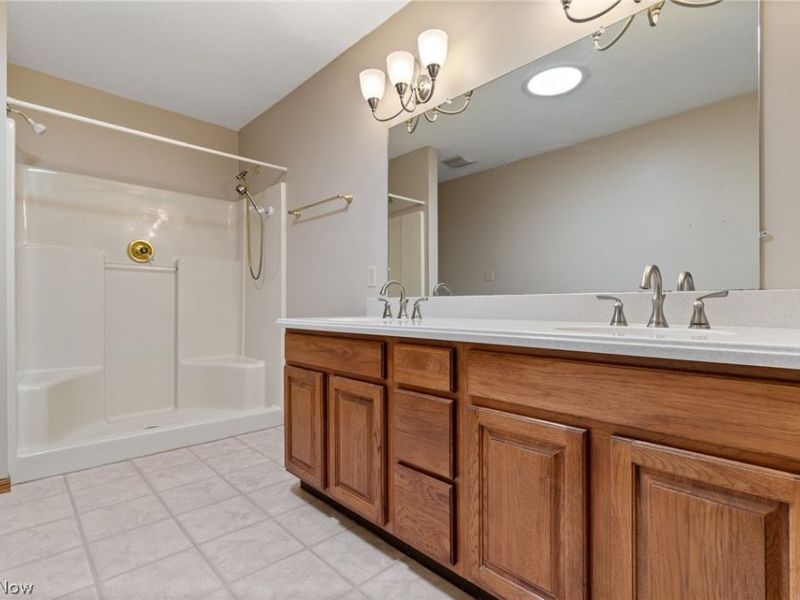2644 Canaan Drive, Uniontown, OH 44685 Photo 19