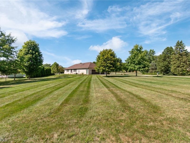 2644 Canaan Drive, Uniontown, OH 44685 Photo 31