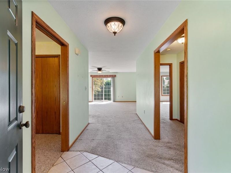 2644 Canaan Drive, Uniontown, OH 44685 Photo 4