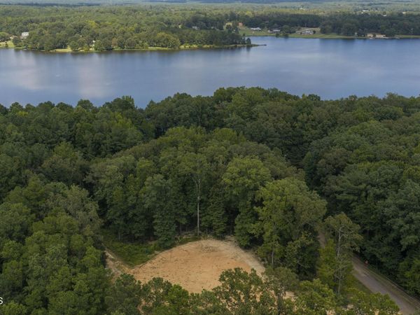 305 Edgewood Drive, Eupora, MS 39744