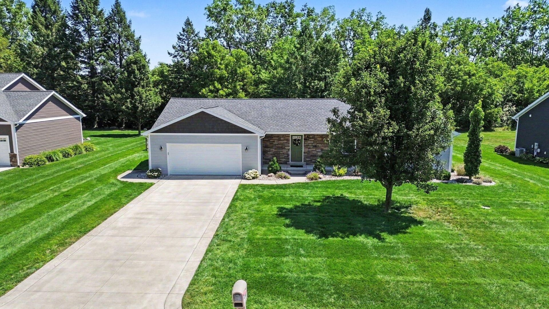 4196 Evergreen Road, Adrian, MI 49221 Main Photo