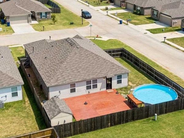 1913 E Brooke Avenue, Stillwater, OK 74075
