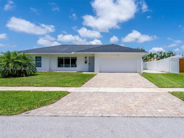 669 NW 15th Ave , Boca Raton, FL 33486