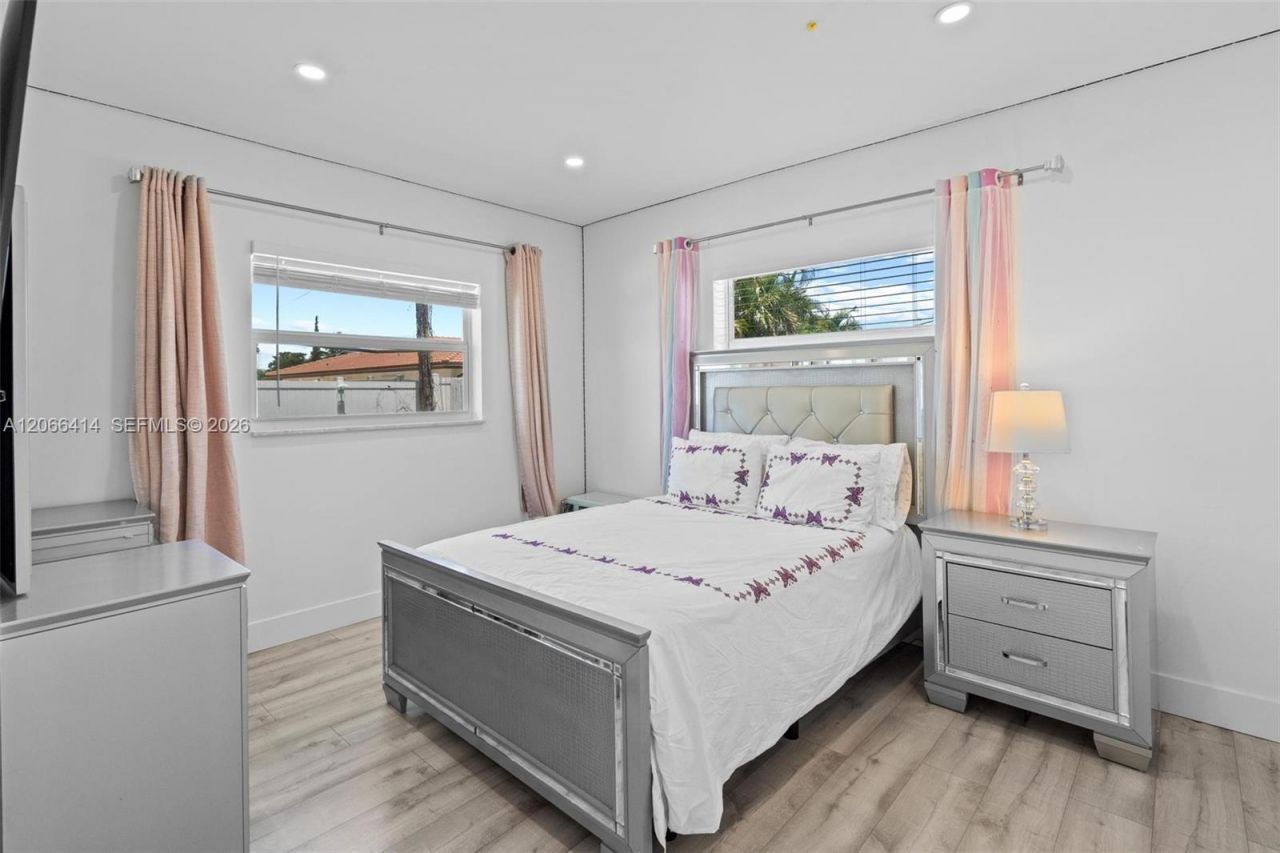 669 NW 15th Ave , Boca Raton, FL 33486 Photo