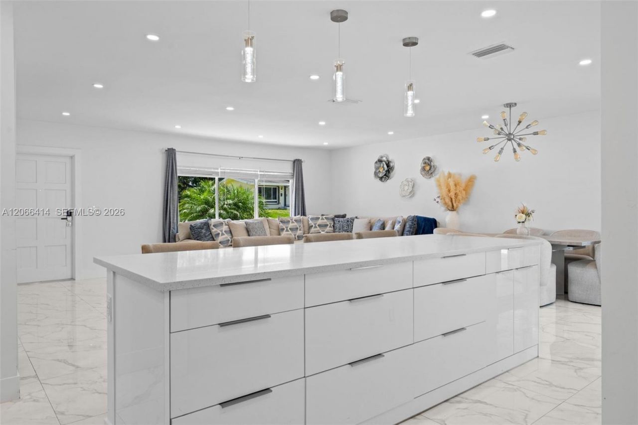 669 NW 15th Ave , Boca Raton, FL 33486 Photo