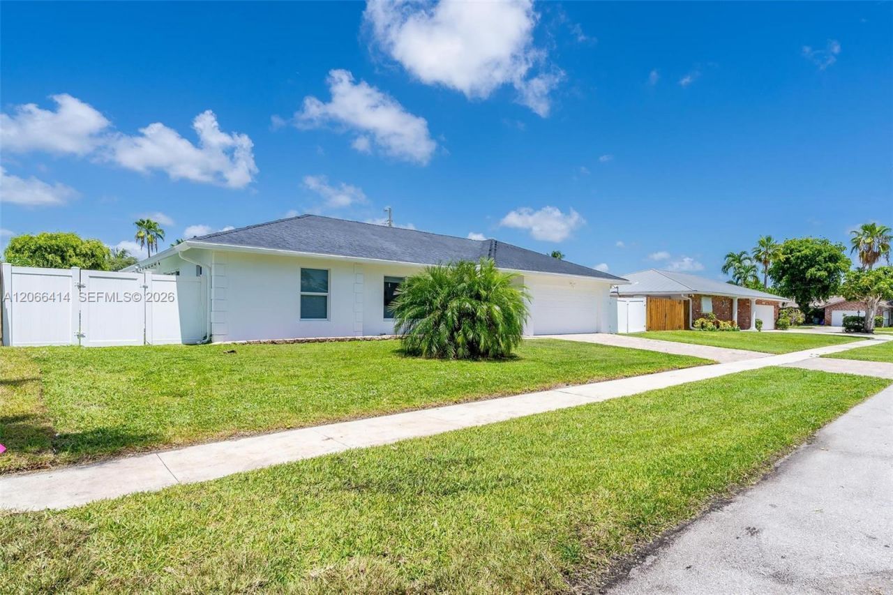 669 NW 15th Ave , Boca Raton, FL 33486 Photo