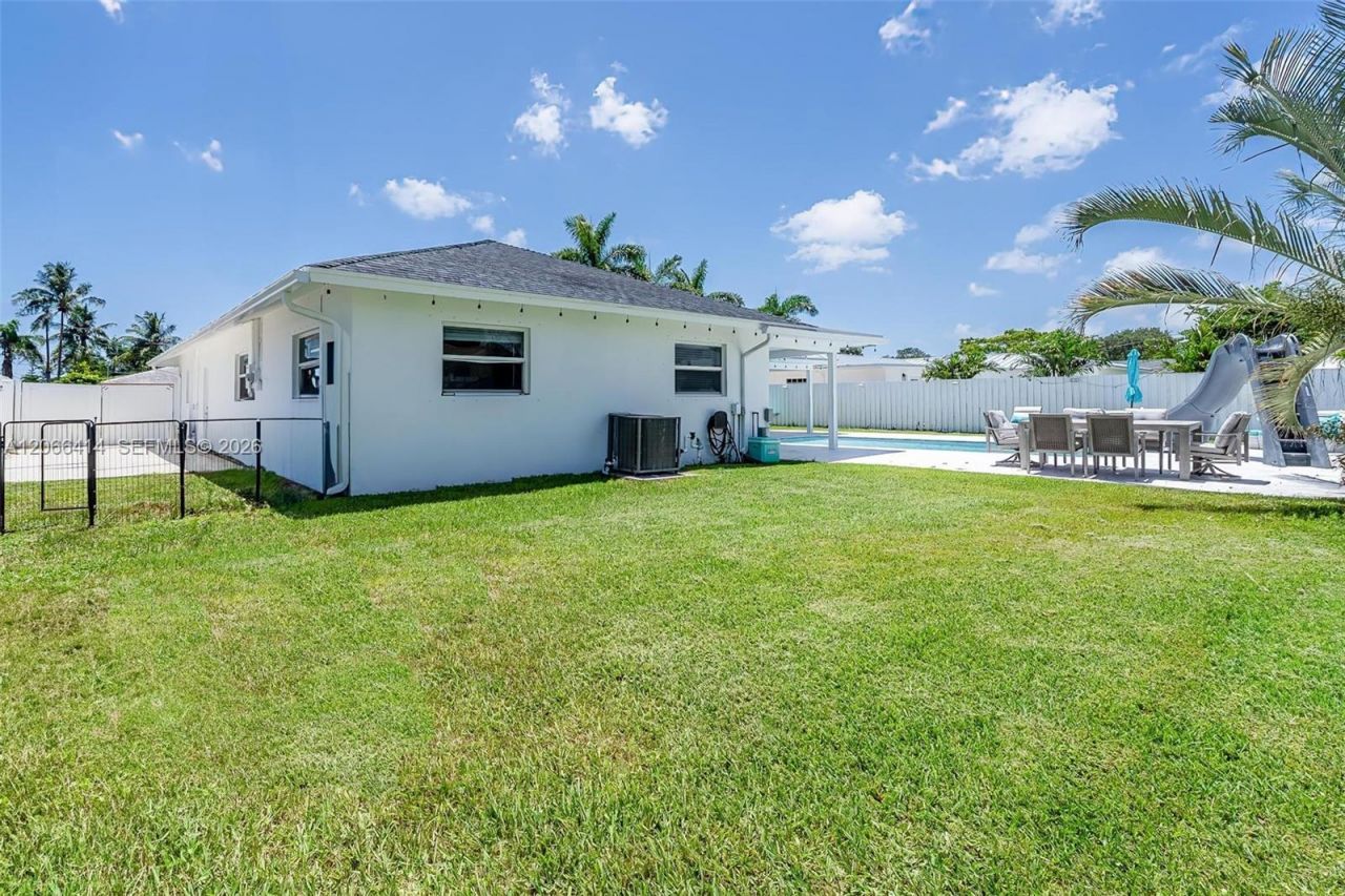 669 NW 15th Ave , Boca Raton, FL 33486 Photo
