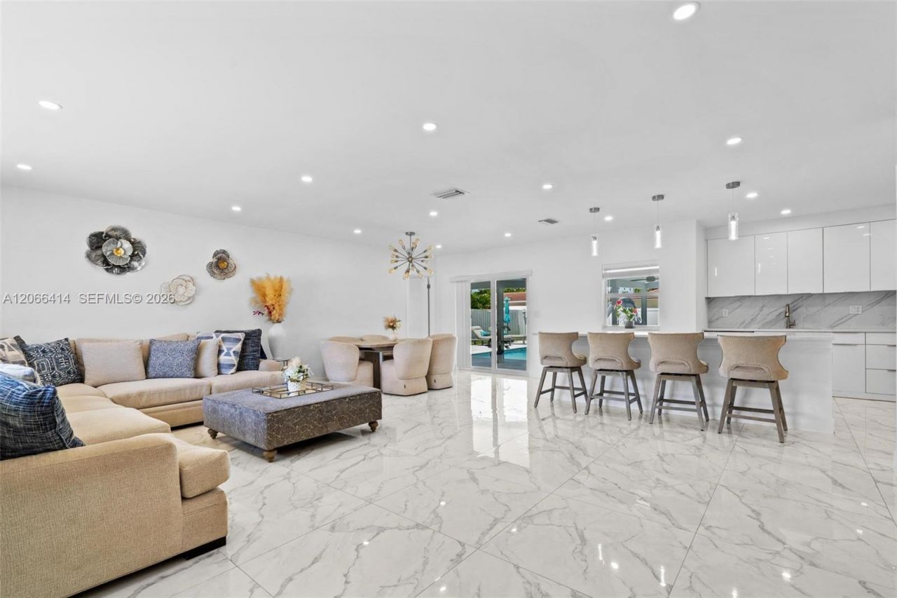 669 NW 15th Ave , Boca Raton, FL 33486 Photo