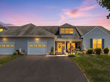 24 VILLA VIEW DR, STAUNTON, VA 24401