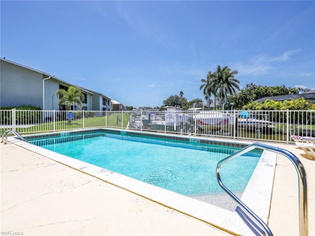 4708 SW 8th Pl, Unit 205, Cape Coral, FL 33914 Photo