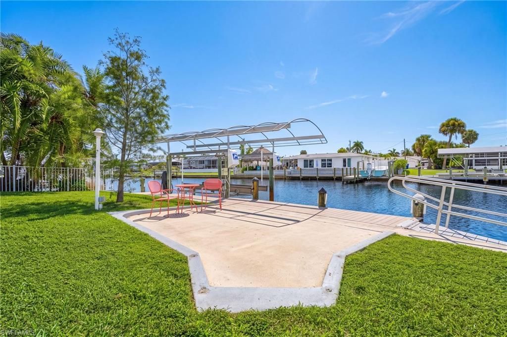 12088 Boat Shell Dr , Matlacha Isles, FL 33991 Photo