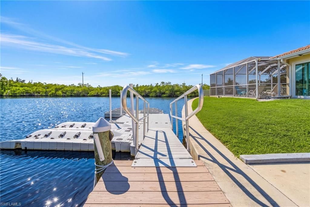 12088 Boat Shell Dr , Matlacha Isles, FL 33991 Photo