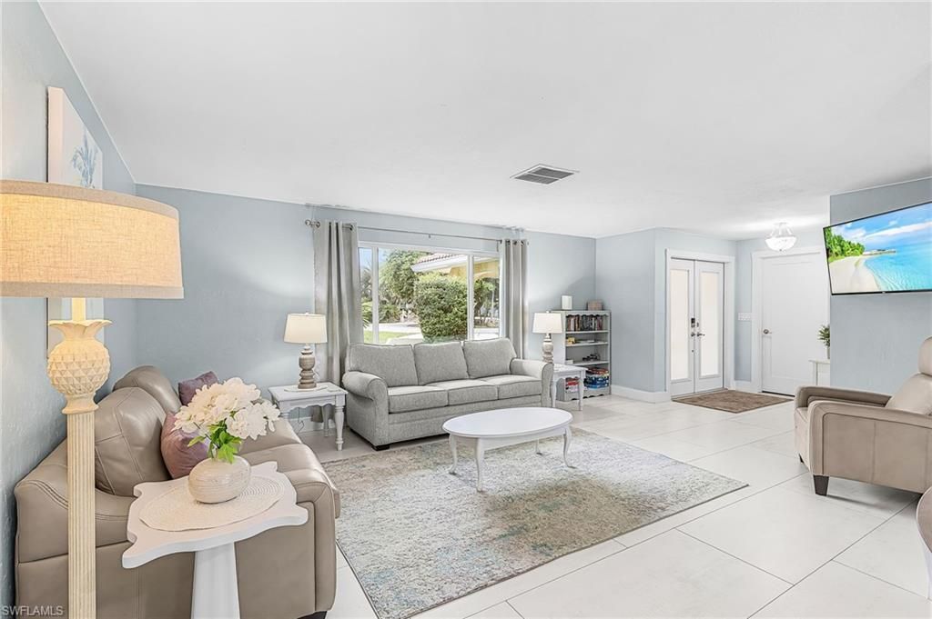 12088 Boat Shell Dr , Matlacha Isles, FL 33991 Photo