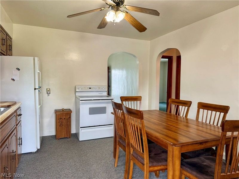 205 Hudson Avenue, Tiltonsville, OH 43963 Photo 11