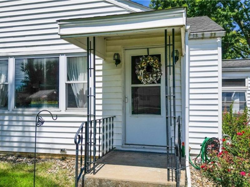 987 Country Club Drive, Zanesville, OH 43701 Photo 21