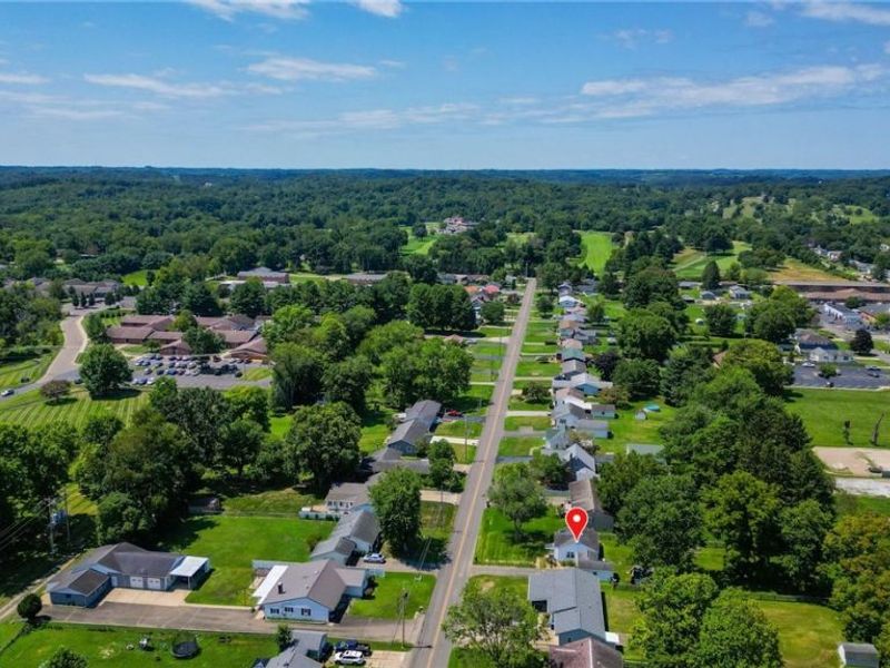 987 Country Club Drive, Zanesville, OH 43701 Photo 28