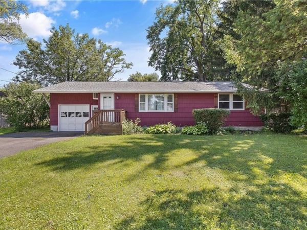 6508 Kirkville Road , East Syracuse, NY 13057