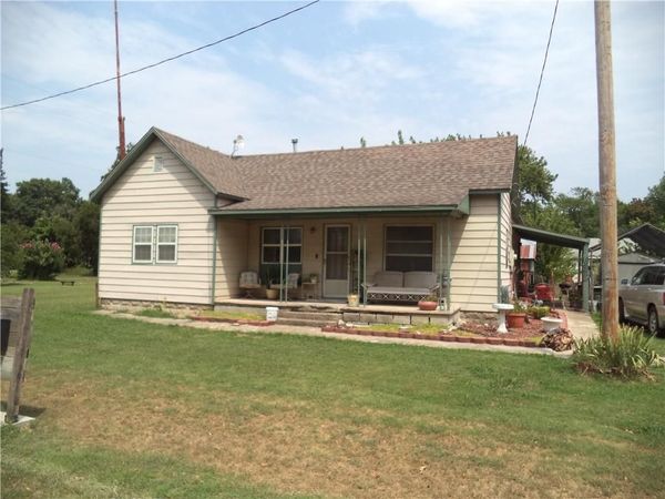 106 N franklin Street, Elk City, KS 67301