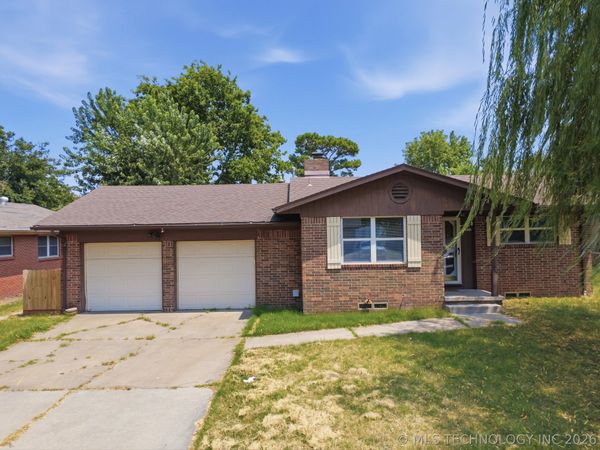 2227 S 107th East East Avenue , Tulsa, OK 74129