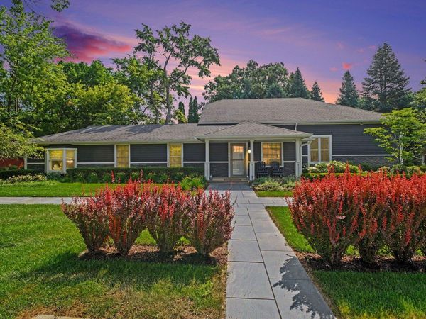 5675 Carlburt Street, West Bloomfield, MI 48322