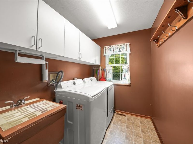 8226 Clover Lane, Garrettsville, OH 44231 Photo 26