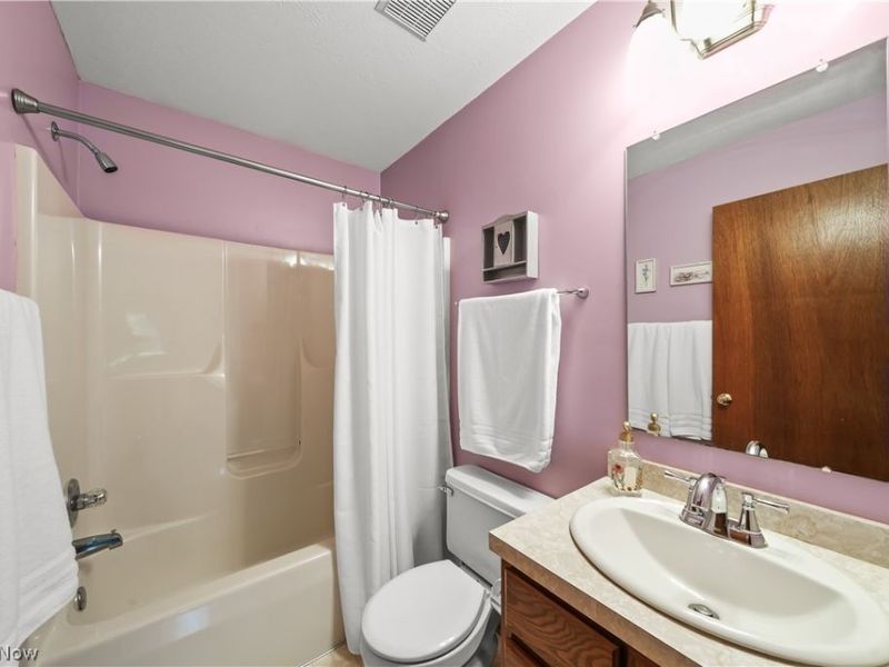 8226 Clover Lane, Garrettsville, OH 44231 Photo 34