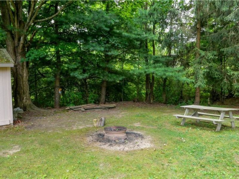 8226 Clover Lane, Garrettsville, OH 44231 Photo 7