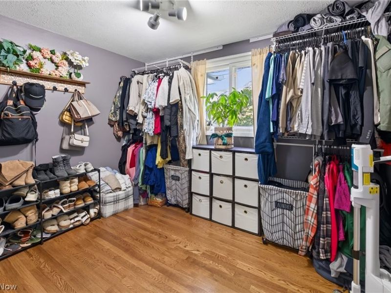 46785 Middle Ridge Road , Amherst, OH 44001 Photo 12