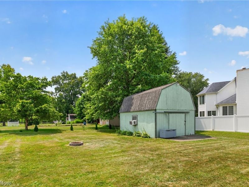 46785 Middle Ridge Road , Amherst, OH 44001 Photo 22