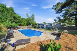 216 Puller Court  photo 4