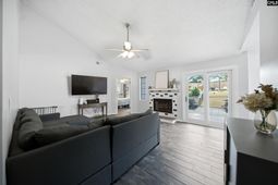 216 Puller Court  photo 4