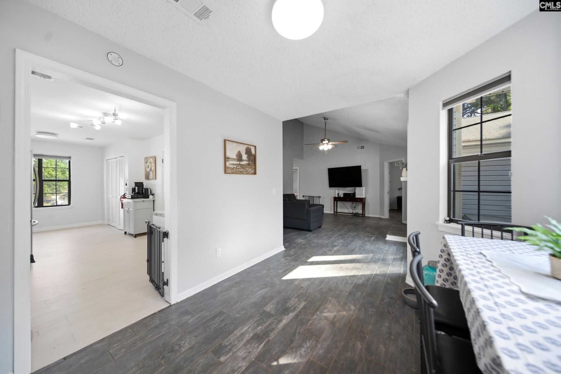 216 Puller Court  Photo 9
