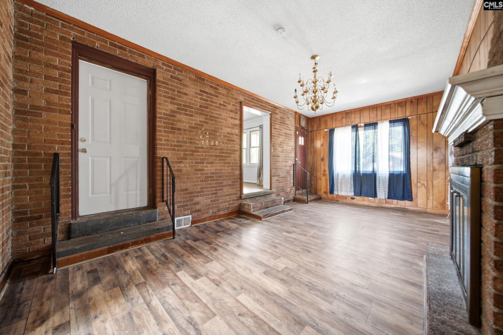 233 Redwood Court  Photo 19