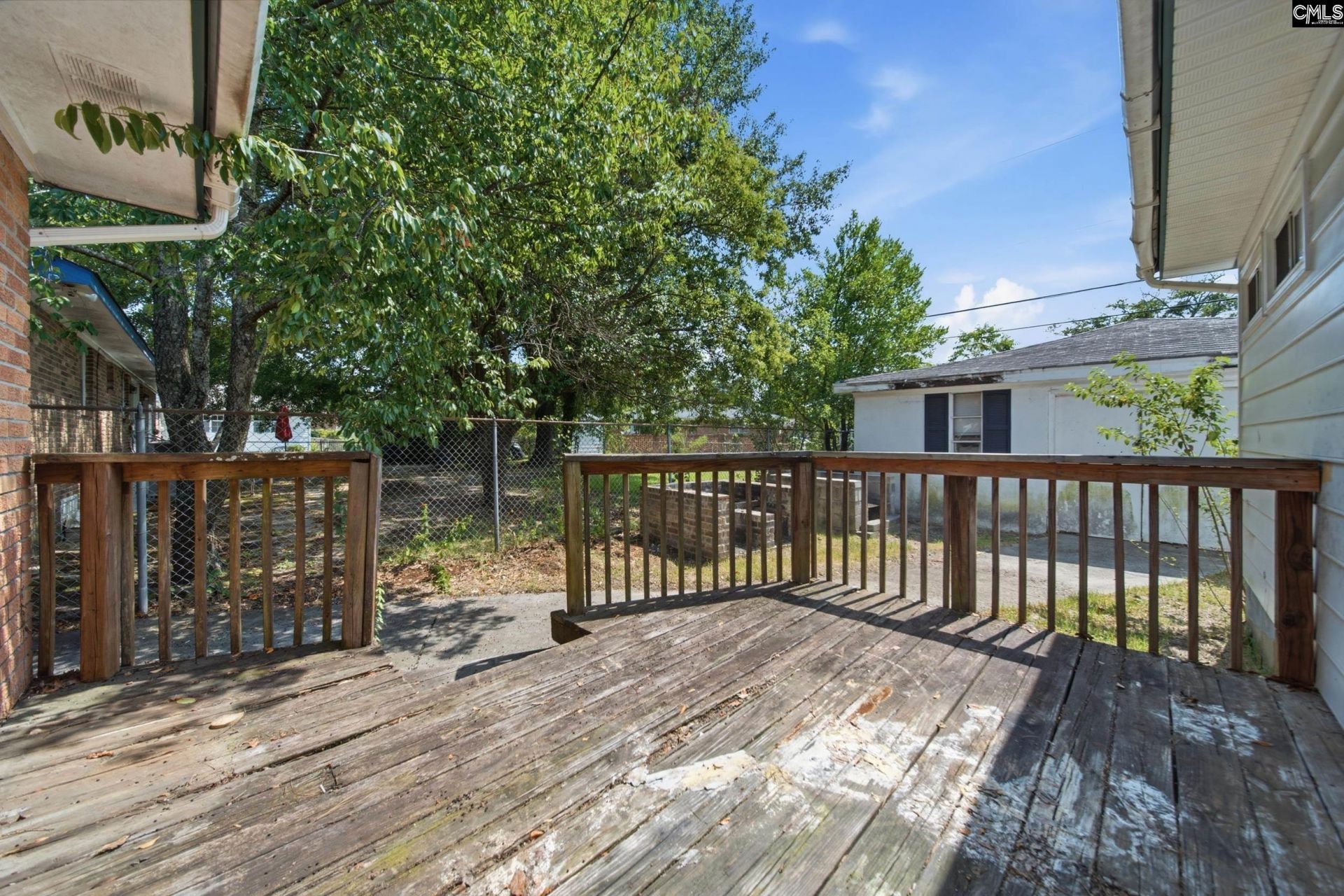233 Redwood Court  Photo 21