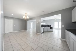 233 Redwood Court  photo 4