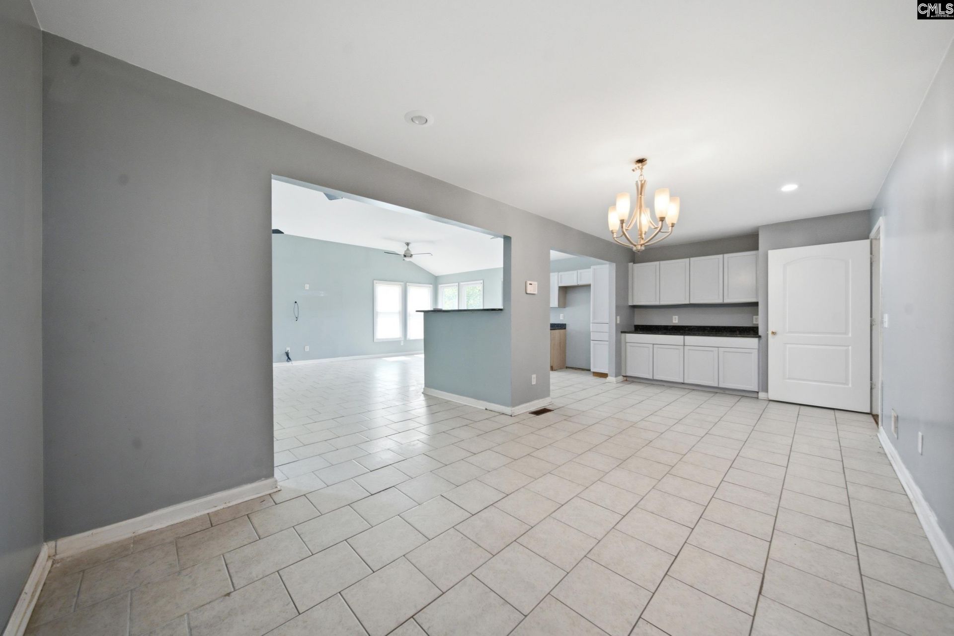 233 Redwood Court  Photo 8