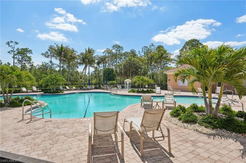2536 Laurentina Ln, Cape Coral, FL 33909 Photo