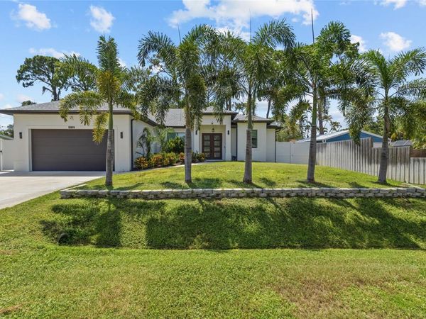 4722 NEPTUNE ROAD , VENICE, FL 34293