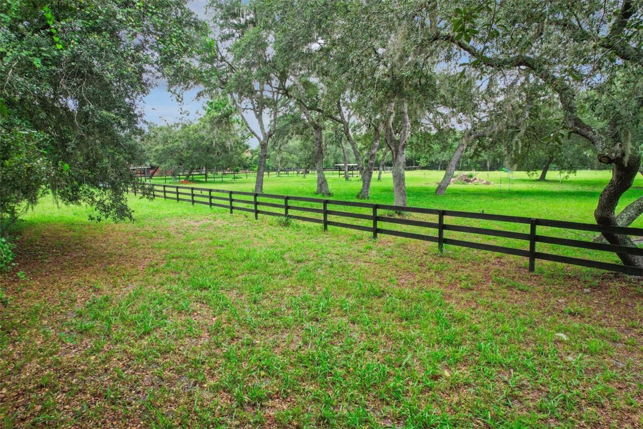 1675 Curryville Road, Chuluota, FL 32766 Photo