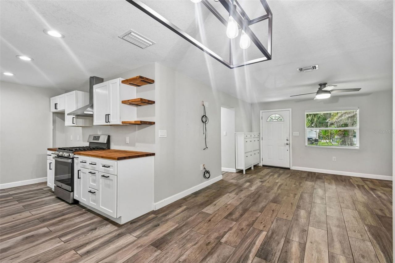 173 Temple Street, New Smyrna Beach, FL 32168 Photo
