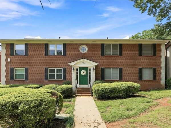 4282 Roswell Road NE, Unit E2, Atlanta, GA 30342