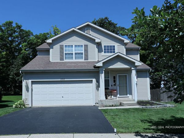 352 N CORNERSTONE Drive , Volo, IL 60020