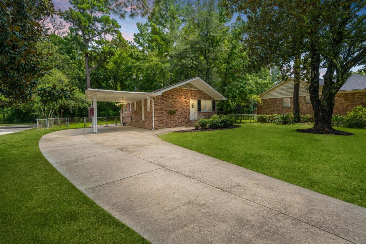 118 N Winter Street Photo 17
