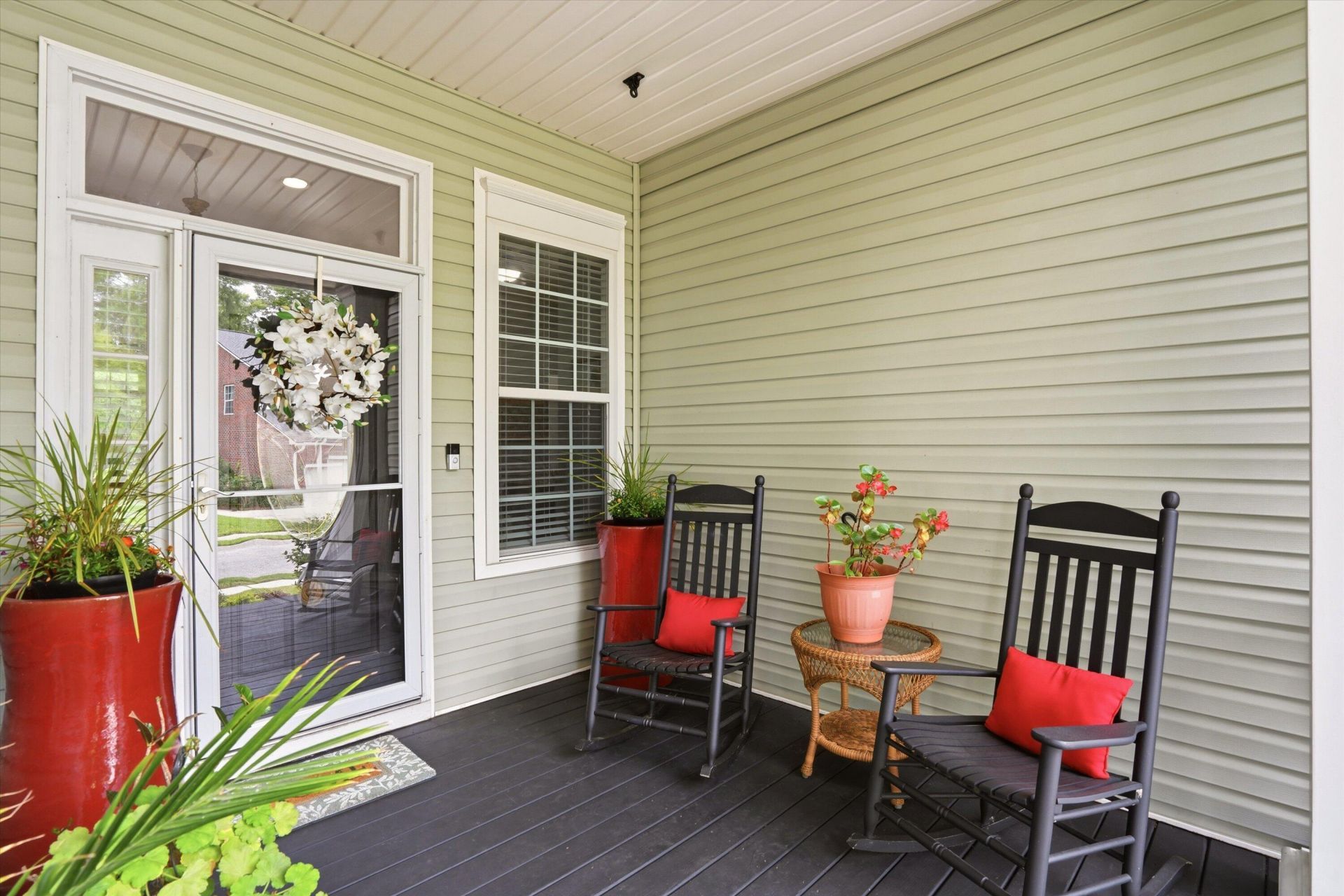 1678 William Hapton Way Photo 3