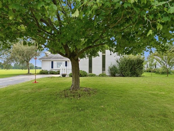 10119 Dunkelow ROAD, Franksville, WI 53126