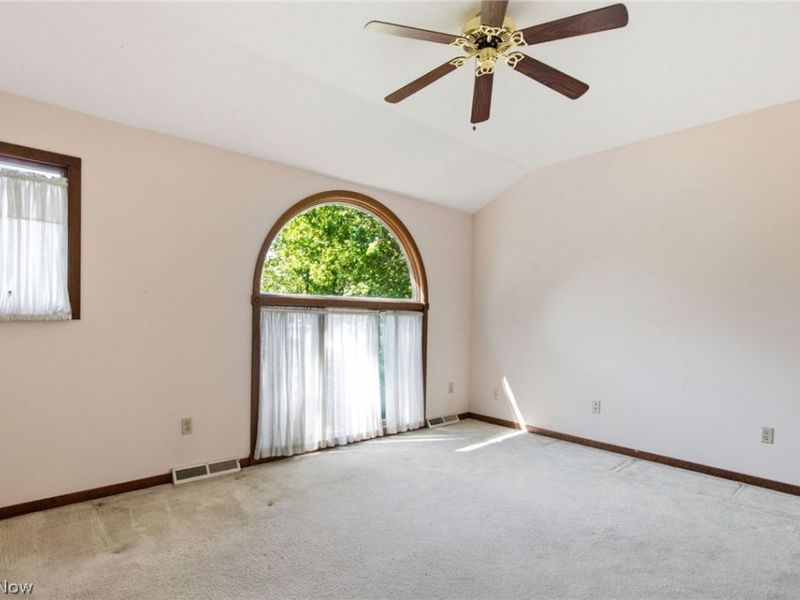 4502 Edgewater Drive, Sheffield Lake, OH 44054 Photo 24