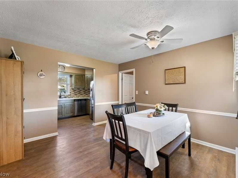 5566 Madrid Drive, Austintown, OH 44515 Photo 4