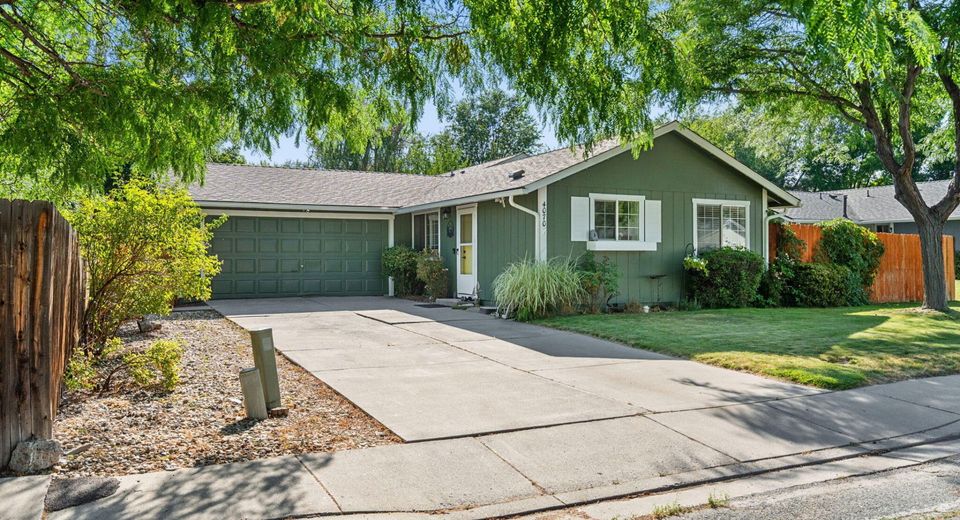 4070 Northgate Lane, Carson City, NV 89706 Photo